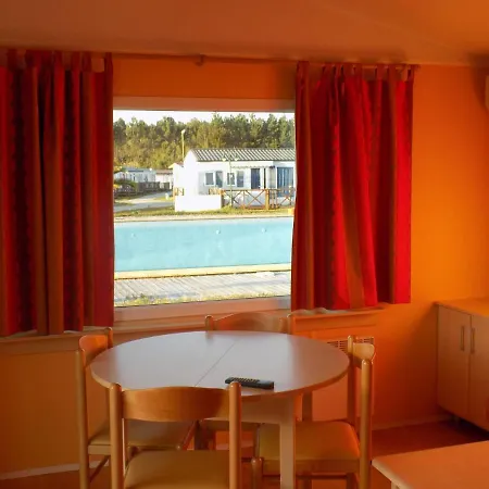 Сasa de vacaciones Natur Camping Bungalow T2 Superior - 3 *